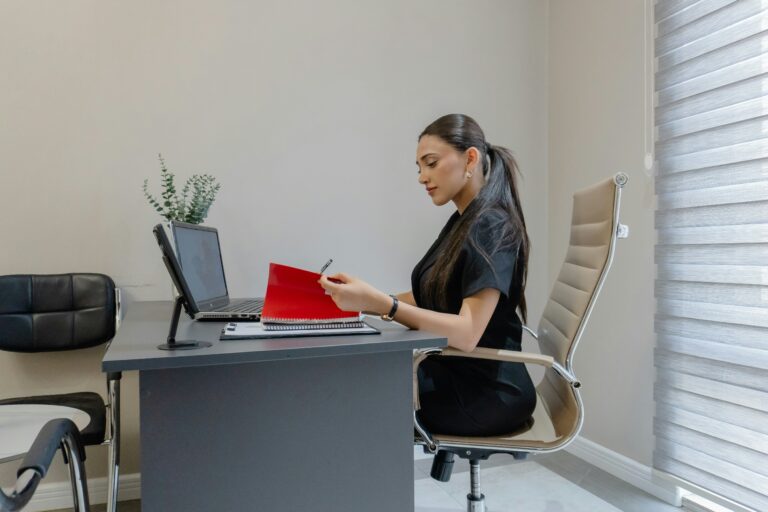 Best AI Productivity Tools for Professionals in 2026