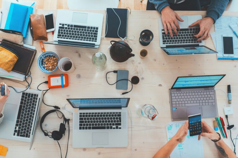Best AI Tools for Marketing Managers and CMOs in 2026